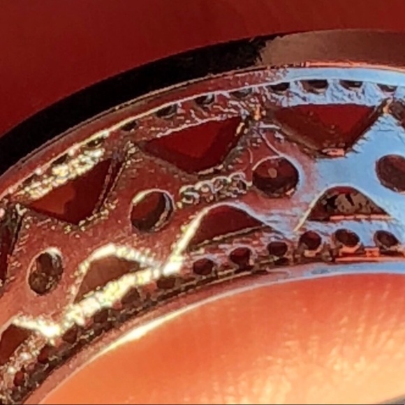 FASCINATION - Picture 7 of 9